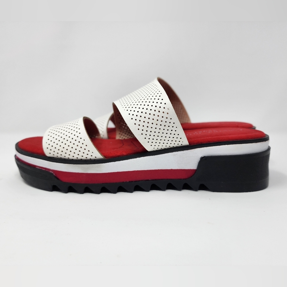 Adrienne Vittadini Sport Prindle White Red and Black Sandals Size 7M